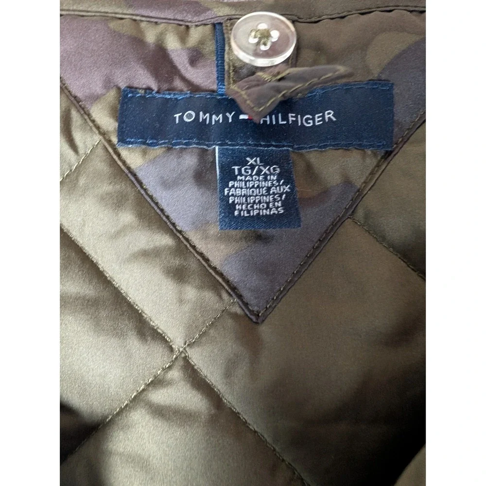 Tommy Hilfiger Mens Quilted Camouflage Full Zip Vest Olive Green Camo XL‎
